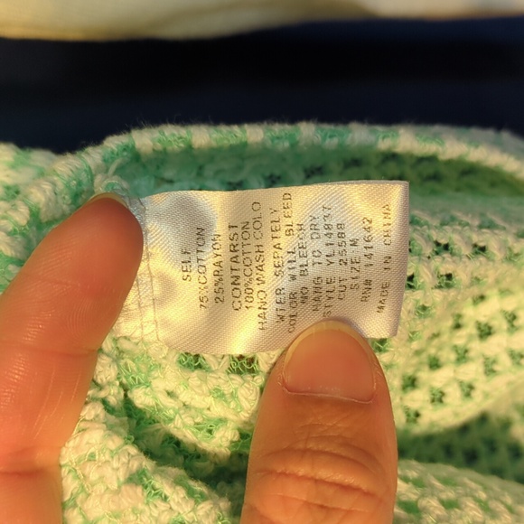 Ya Los Angeles size medium green & white sweater - Picture 3 of 5